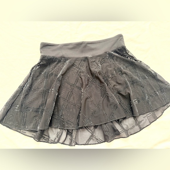 Mirella Black Elastic Mesh + Velvet Detail Ballet Skirt | Size Medium - Picture 5 of 13
